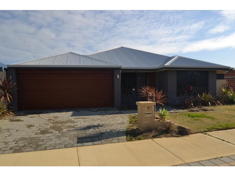7 Lapaz Link, Clarkson WA 6030