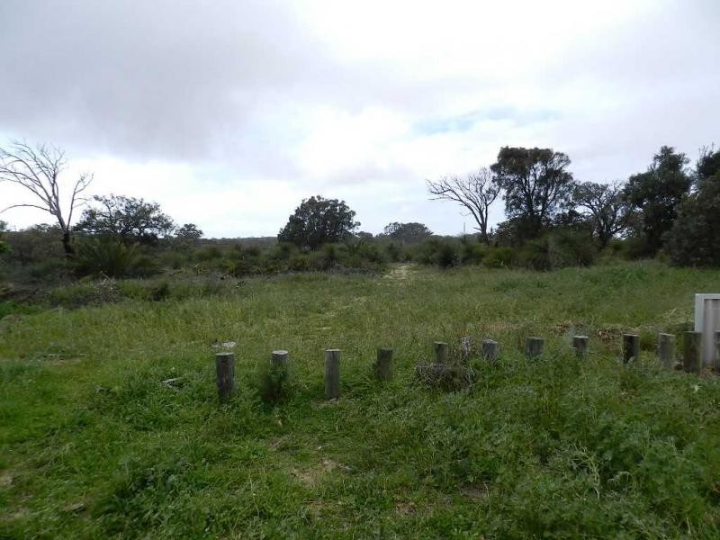 12 Gardiner Heights, Kinross WA 6028