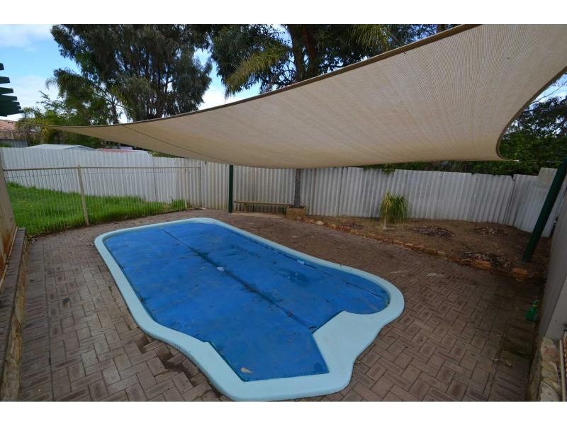 7 Pompano Court, Heathridge WA 6027