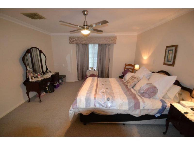 55 Maradu Crescent, Wanneroo WA 6065