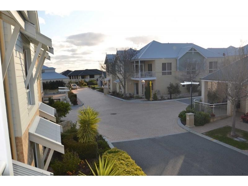 Unit 122/7 Honiara Way, Harbourside Village, Mindarie WA 6030