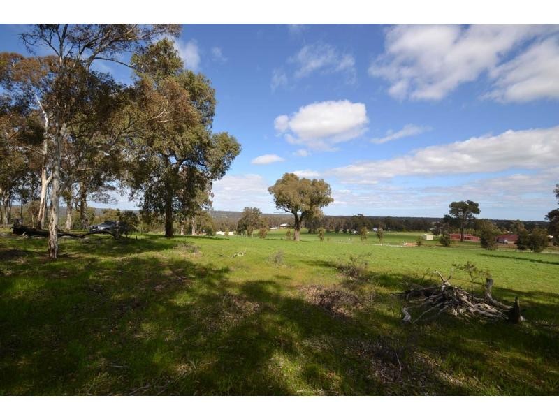 304 Maine-Anjou Drive, Lower Chittering WA 6084