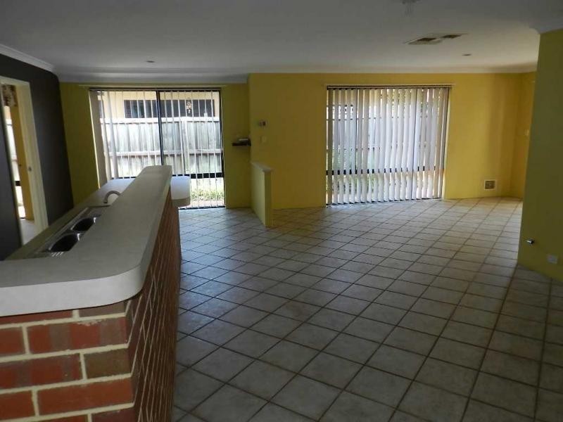 4 Forestview Boulevard, Ellenbrook WA 6069