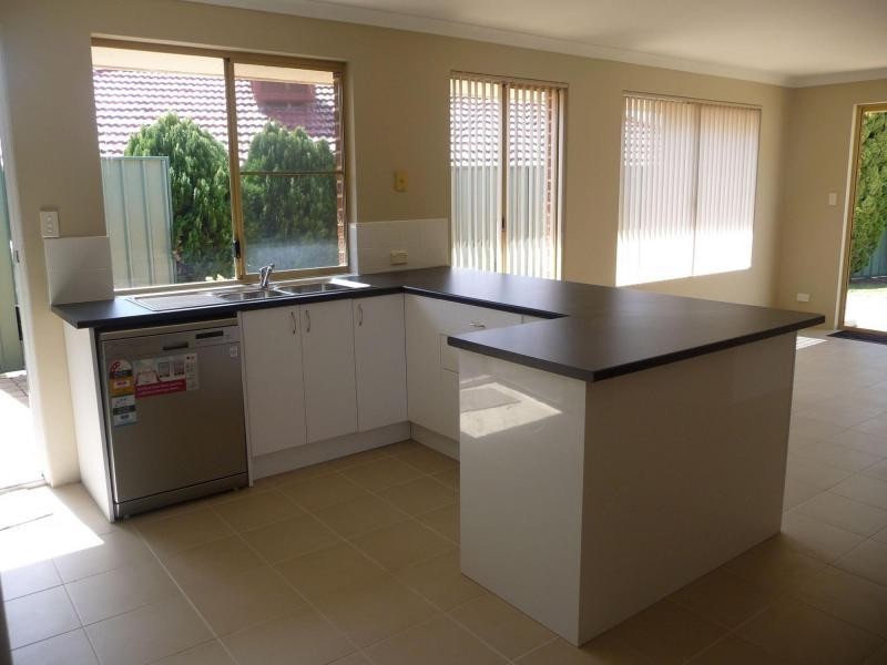 41 Paddington Avenue, Currambine WA 6028