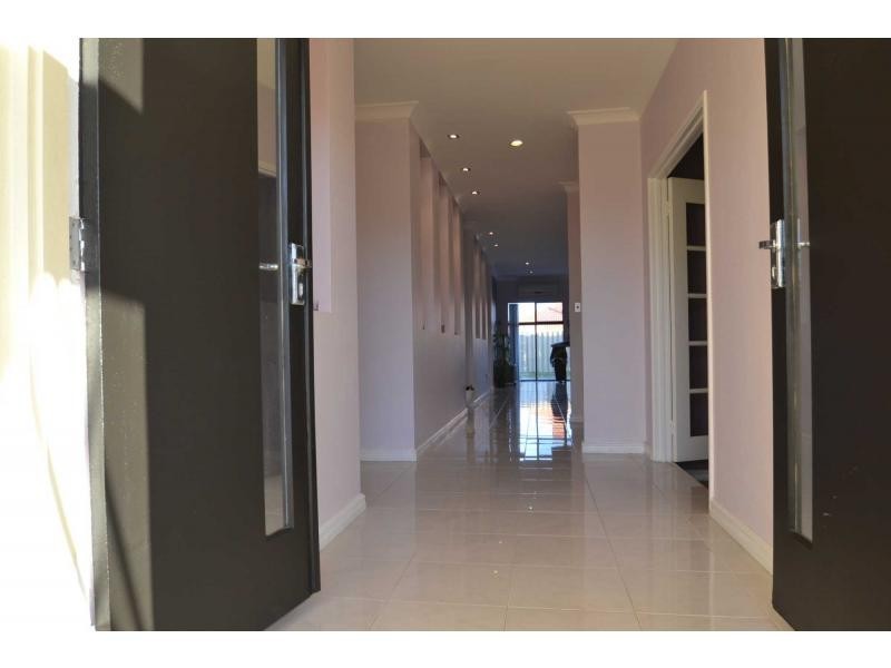 25 Barmouth Loop, Butler WA 6036