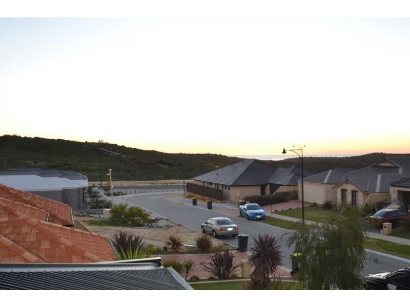 25 Barmouth Loop, Butler WA 6036