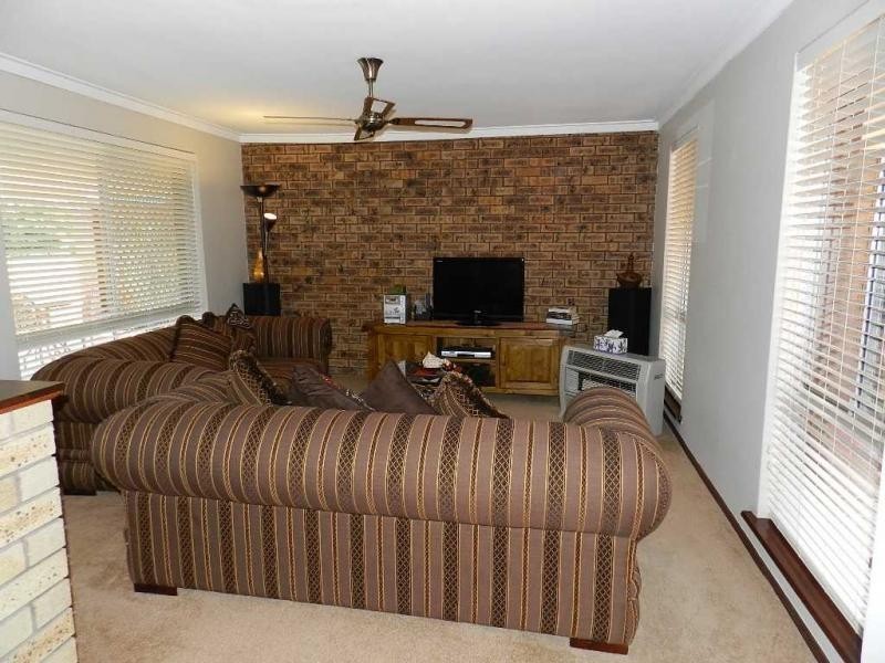 32 Kulindi Crescent, Wanneroo WA 6065