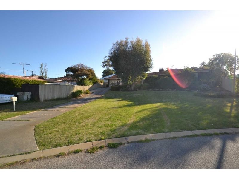 4 Dryandra Court, Greenwood WA 6024