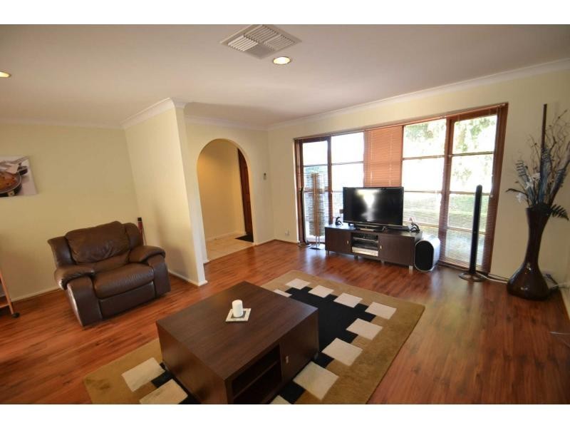 4 Dryandra Court, Greenwood WA 6024