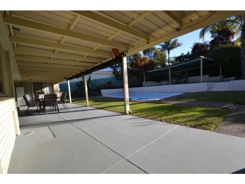 4 Dryandra Court, Greenwood WA 6024