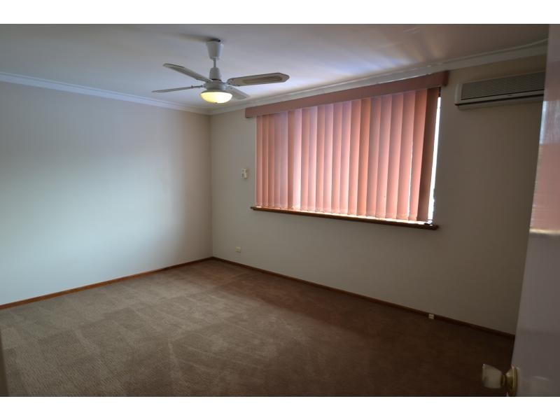 4 Mandalay Place, Craigie WA 6025