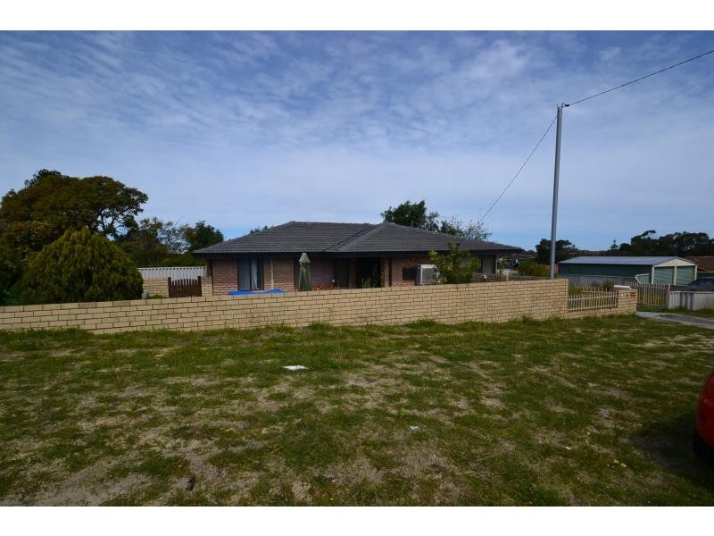 4 Mandalay Place, Craigie WA 6025