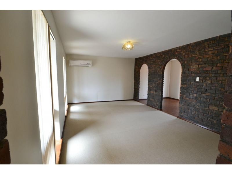 187 Bridgewater Drive, Kallaroo WA 6025