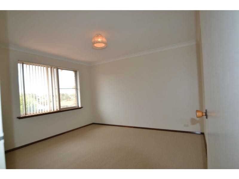 187 Bridgewater Drive, Kallaroo WA 6025