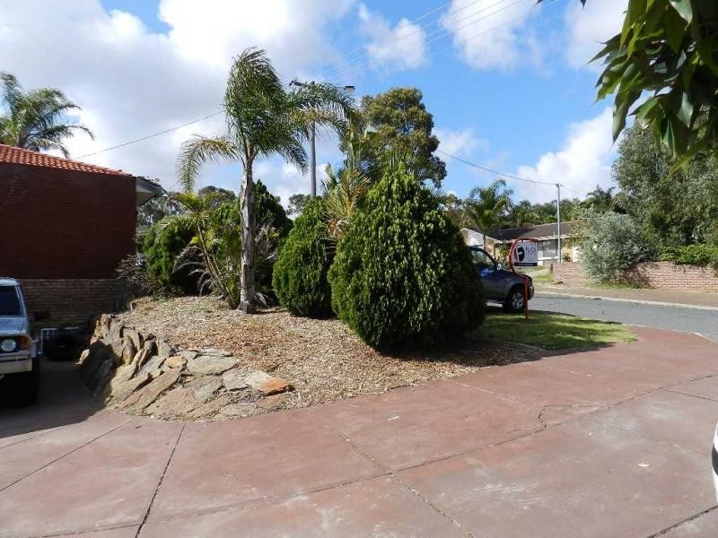 15 Minda Place, Wanneroo WA 6065