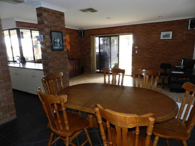 15 Minda Place, Wanneroo WA 6065