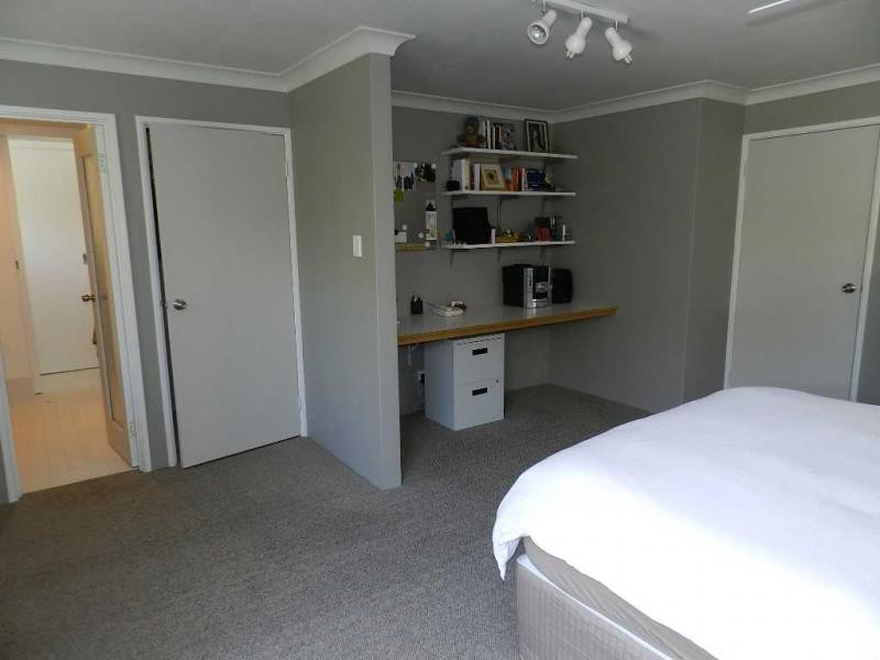 3 Eclipse Crescent, Kallaroo WA 6025