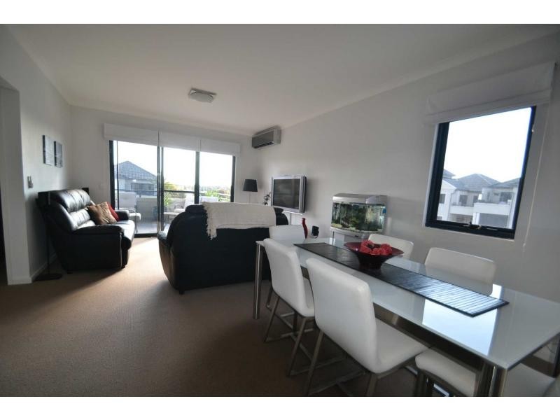 64/1 Sunlander Drive, Currambine WA 6028