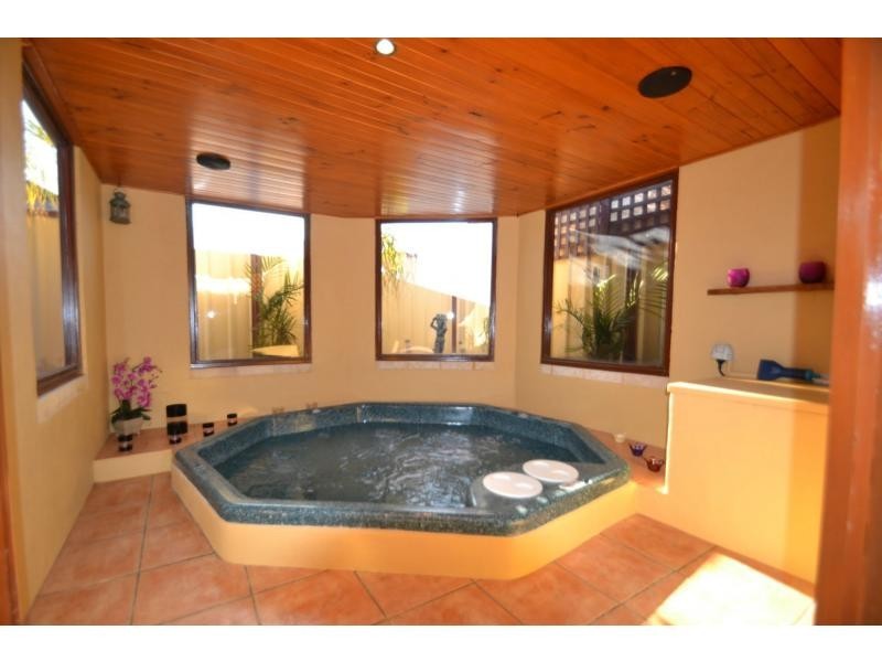 21 Newgain Crescent, Carramar WA 6031
