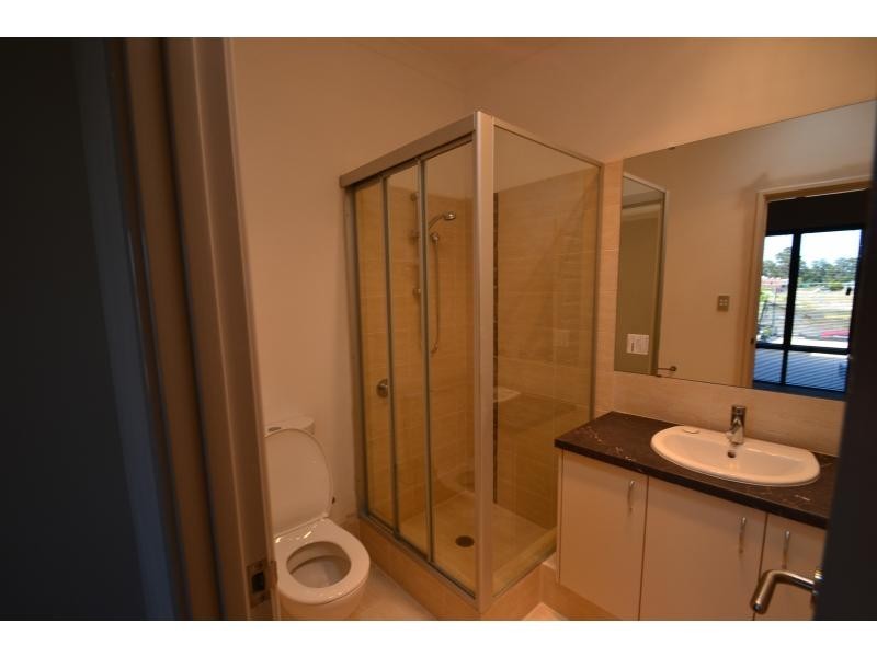 16 Flecker Promenade, Aveley WA 6069