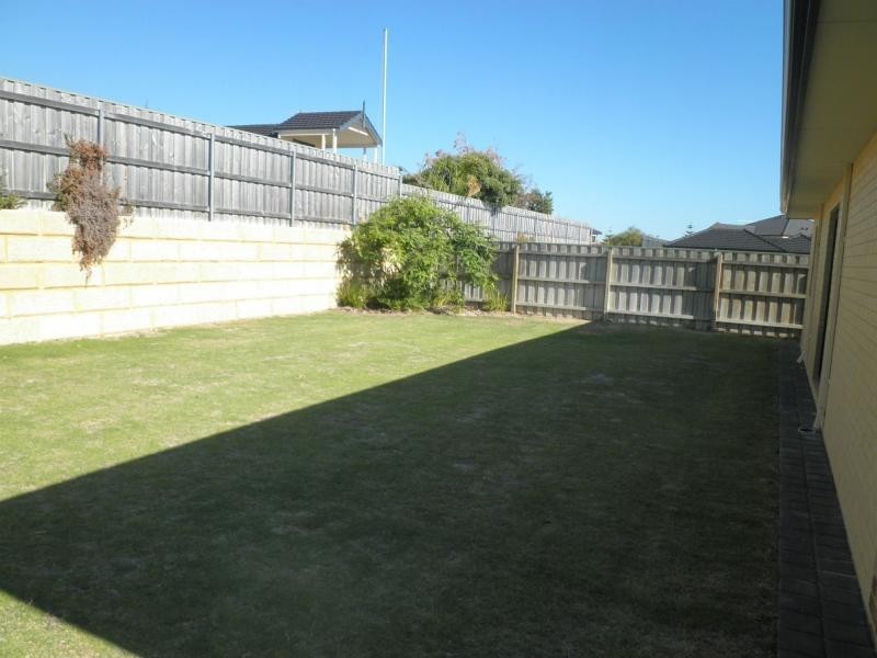 254 Ocean Drive, Quinns Rocks WA 6030