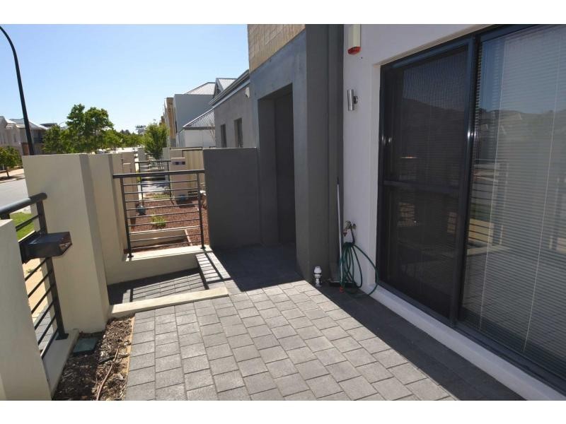 45 Gaudi Way, Clarkson WA 6030
