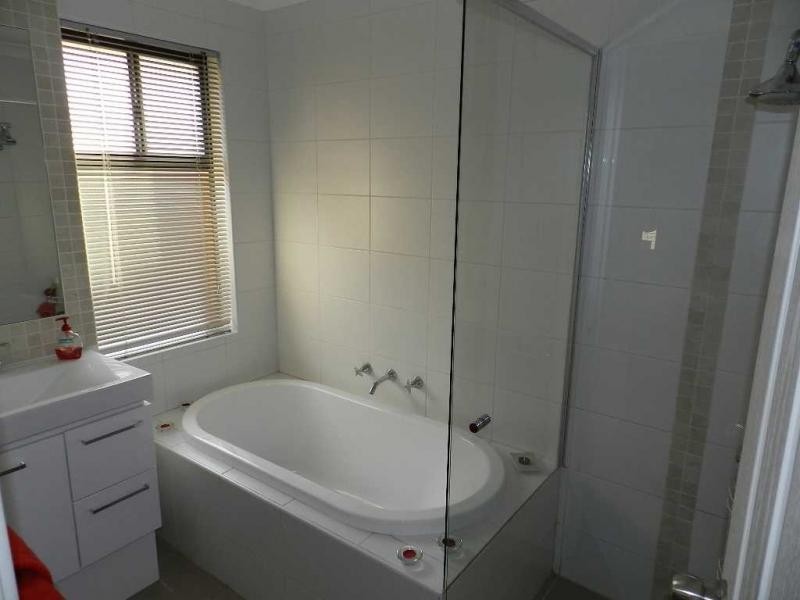 6 McKee Place, Kingsley WA 6026