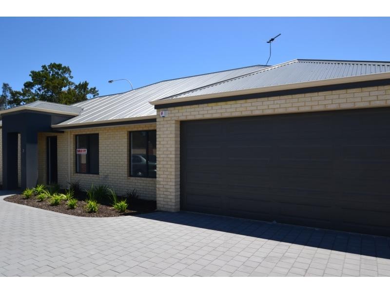 2/1 Denver Street, Madeley WA 6065