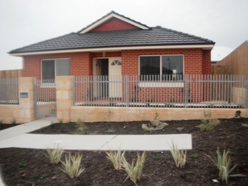 133 Lindsay Beach Boulevard, Yanchep WA 6035