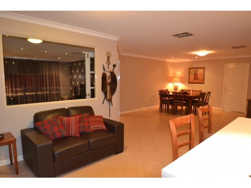 11 Carlton Turn, Currambine WA 6028