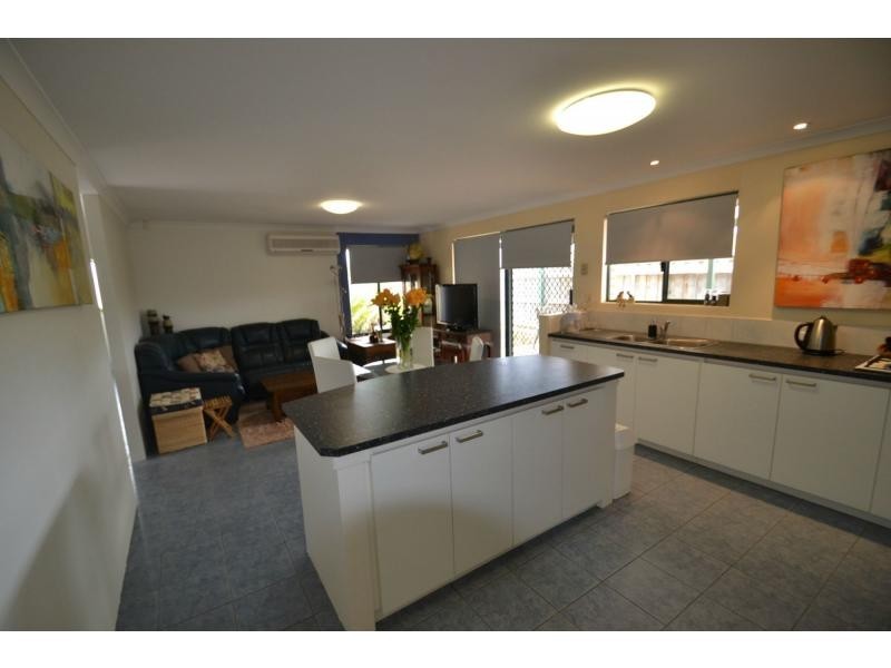 17 Christian Circle, Quinns Rocks WA 6030