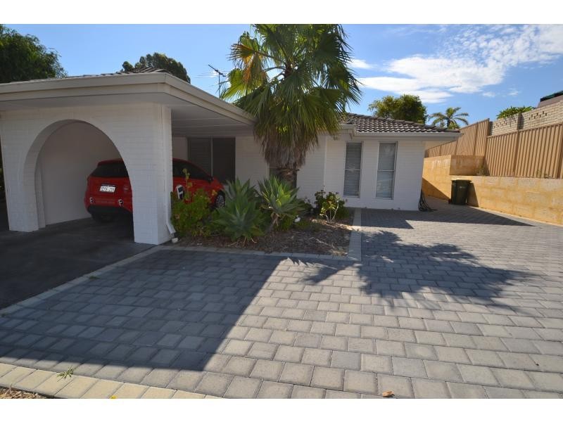 21a Gleddon Way, Hillarys WA 6025