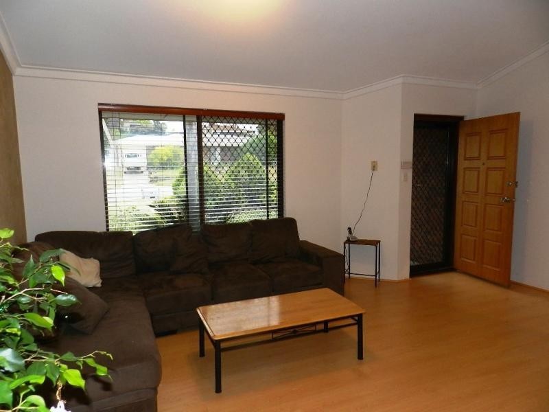 54 Monument Drive, Beldon WA 6027