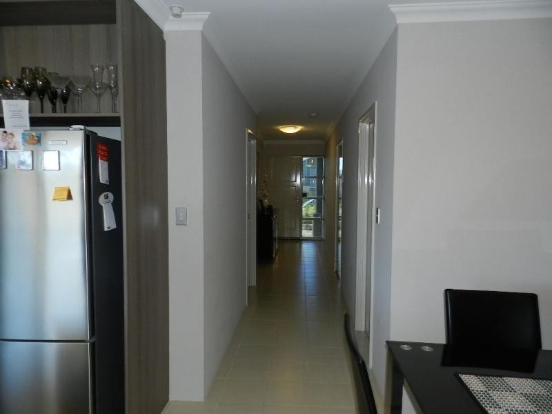 17 Jedburgh Loop, Sinagra WA 6065