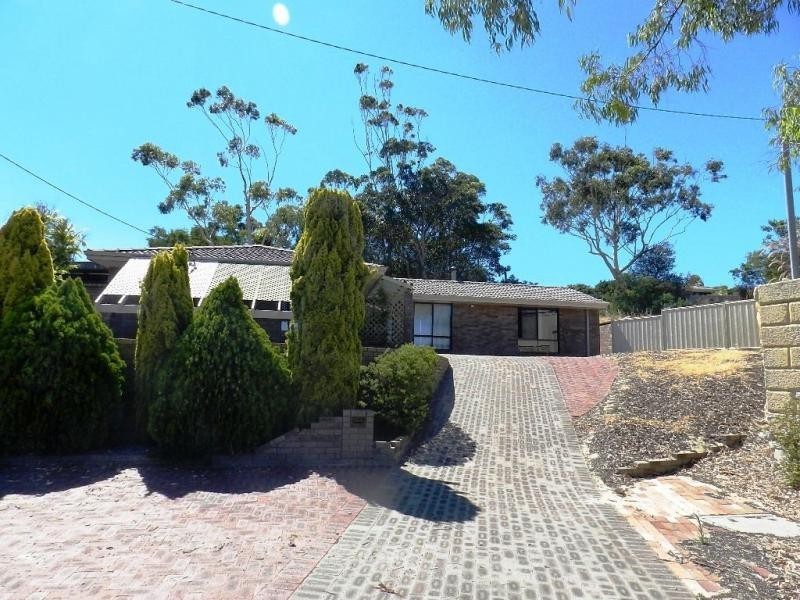 18 Graphic Court, Beldon WA 6027