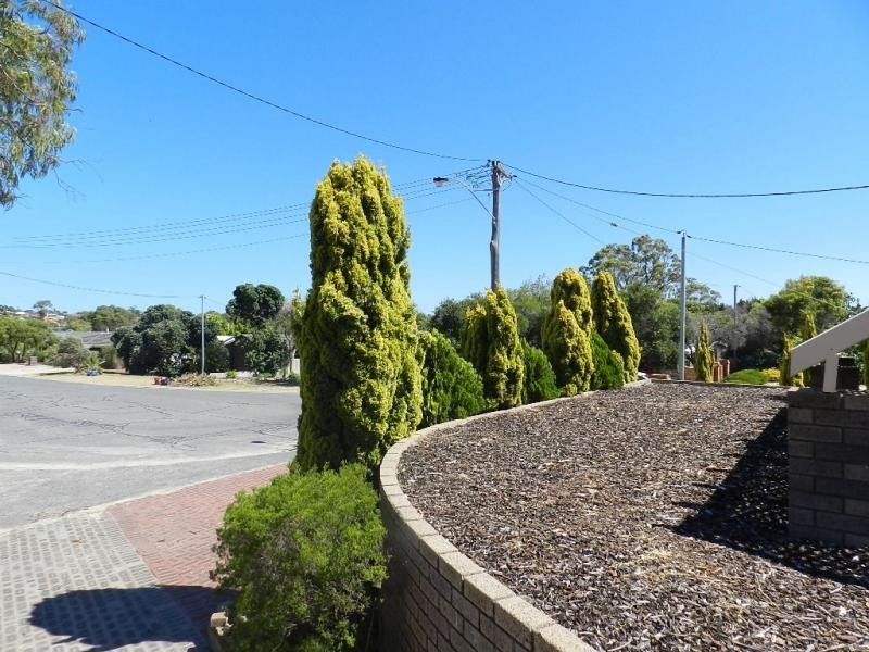 18 Graphic Court, Beldon WA 6027