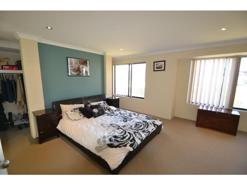 65 Galileo Avenue, Tapping WA 6065