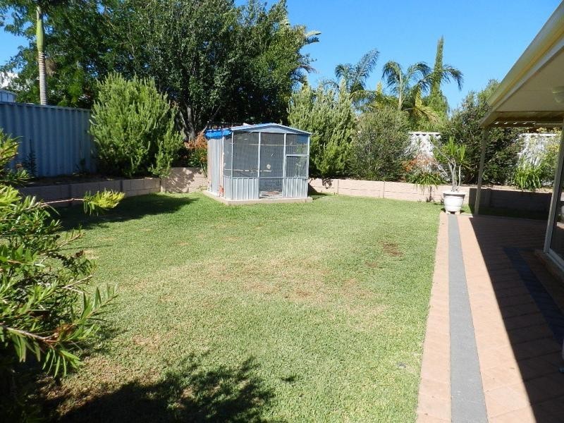 37 Cadoux Loop, Hocking WA 6065