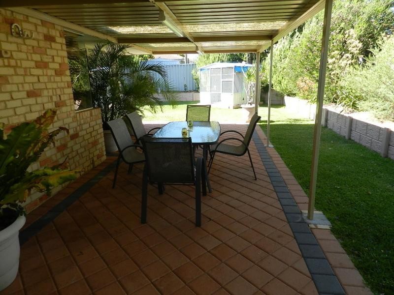 37 Cadoux Loop, Hocking WA 6065