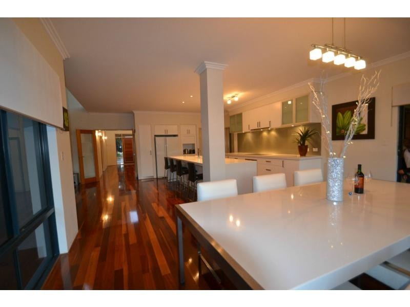 25 St Anthony Avenue, Quinns Rocks WA 6030