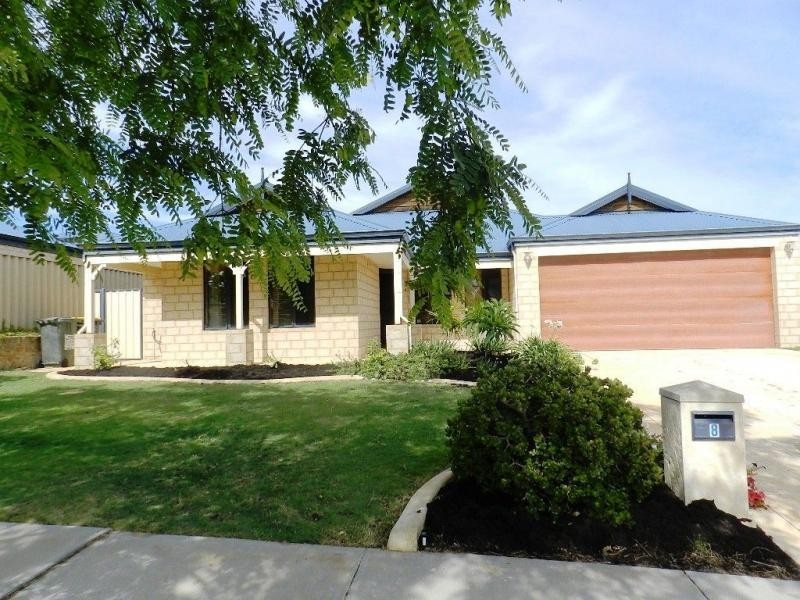 8 Swanmore Street, Butler WA 6036