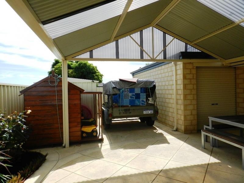 8 Swanmore Street, Butler WA 6036