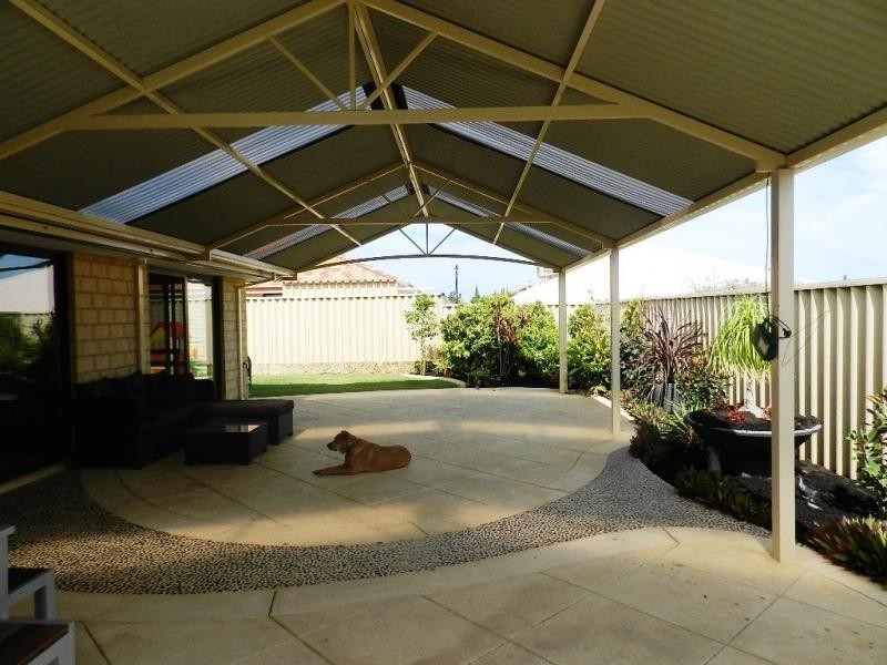 8 Swanmore Street, Butler WA 6036