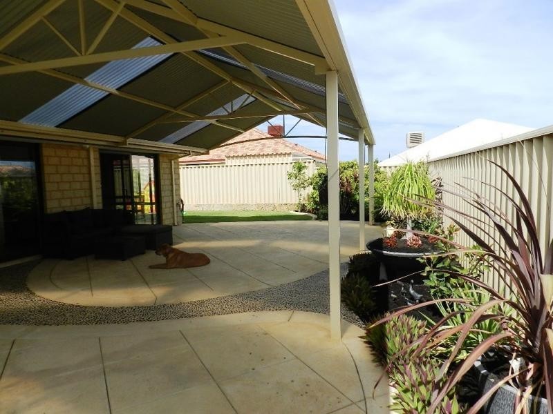 8 Swanmore Street, Butler WA 6036
