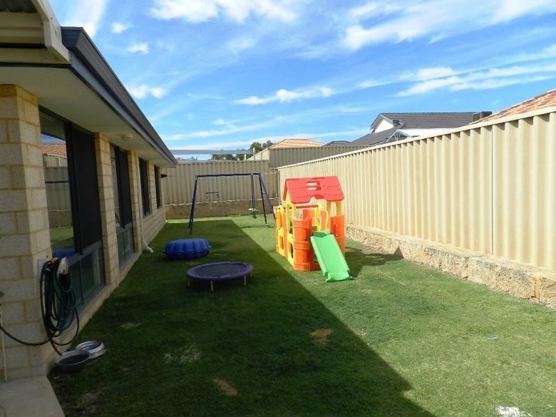 8 Swanmore Street, Butler WA 6036