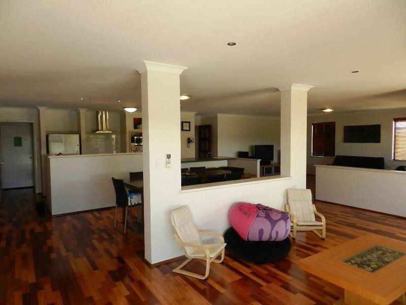 22 Sanderstead Loop, Butler WA 6036
