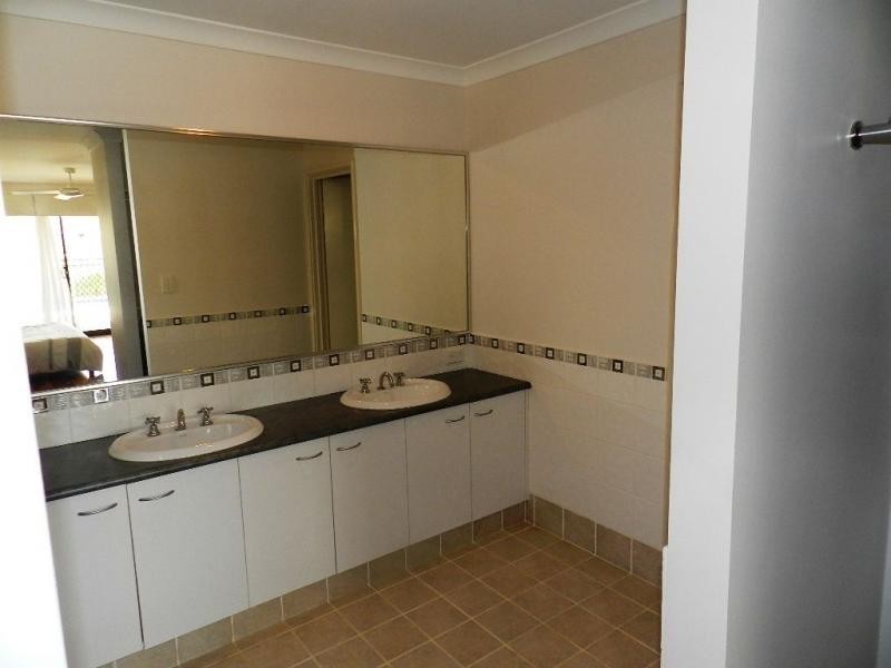 22 Sanderstead Loop, Butler WA 6036