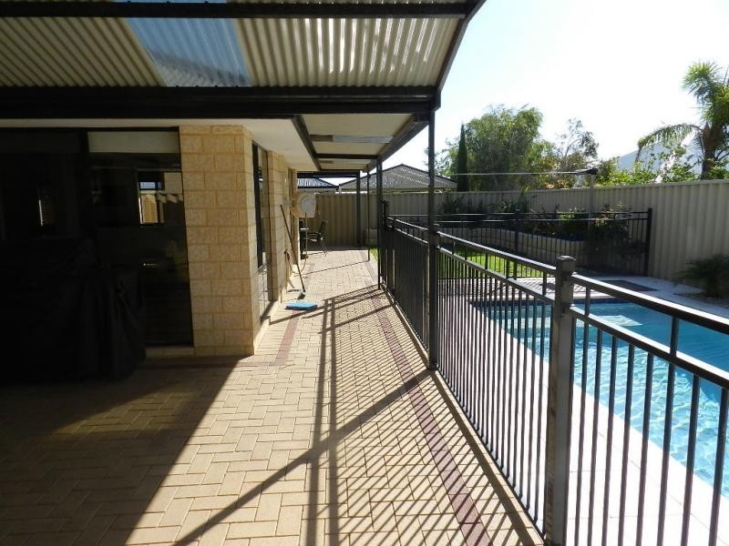 22 Sanderstead Loop, Butler WA 6036