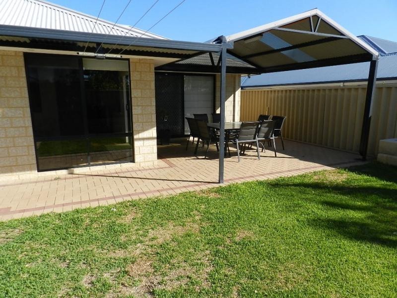 22 Sanderstead Loop, Butler WA 6036