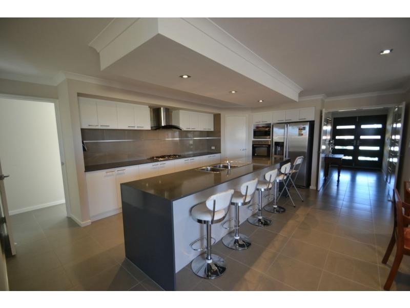 7 Portaferry Gardens, Ridgewood WA 6030